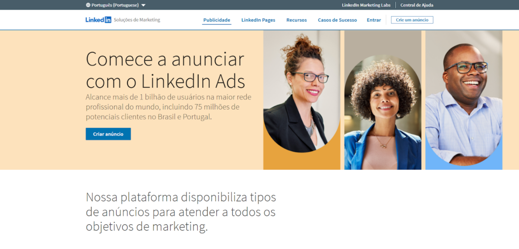 Página do LinkedIn Ads incentivando anunciantes a investirem em Tráfego Pago para impactar milhões de usuários na rede profissional.