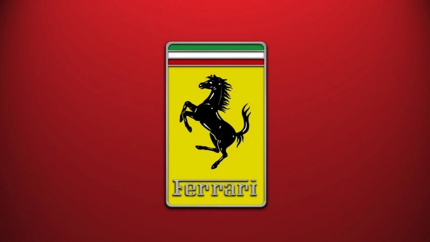 Logotipo icônico da Ferrari, símbolo de um branding poderoso e reconhecido globalmente.